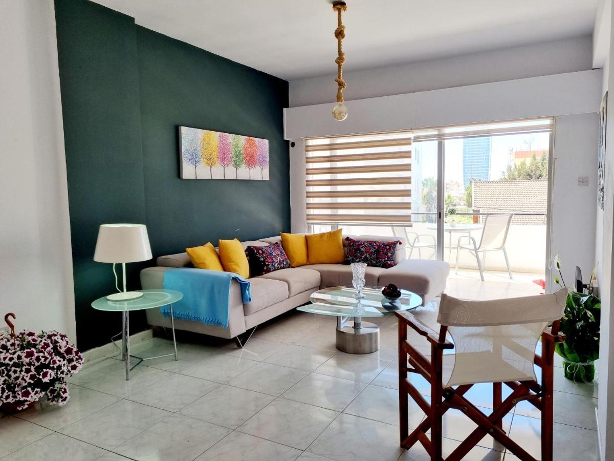 Ikaros Boutique Apartment Limassol Luaran gambar