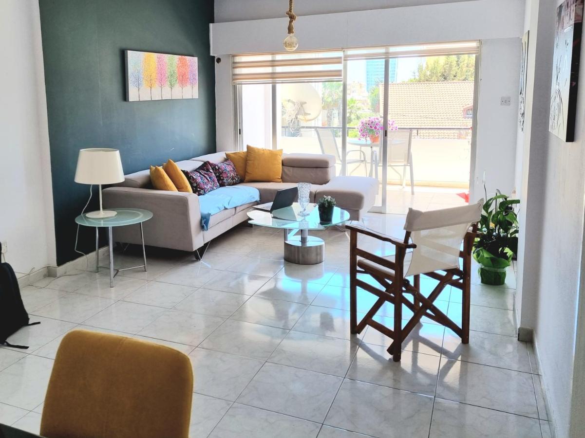 Ikaros Boutique Apartment Limassol Luaran gambar