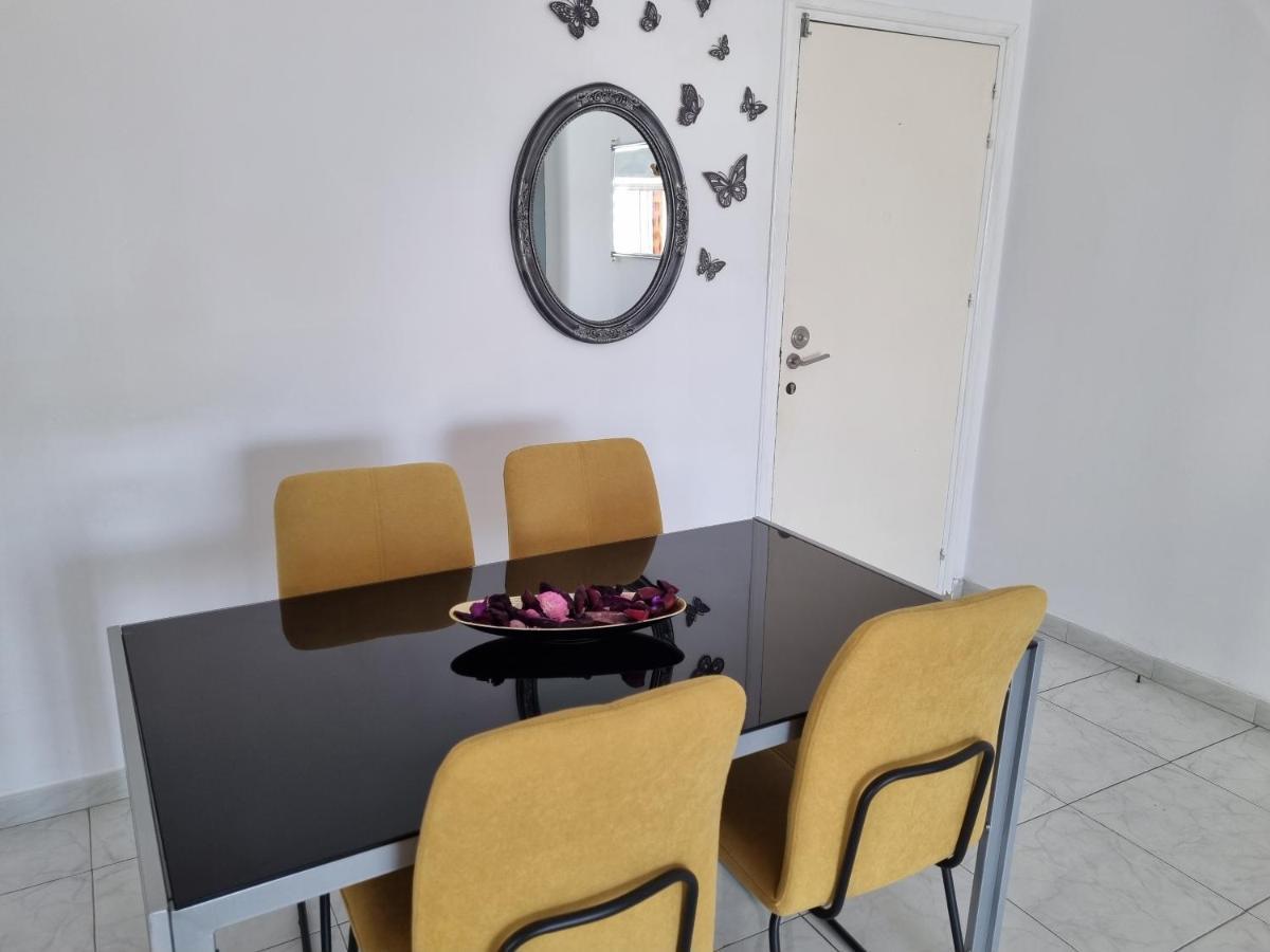 Ikaros Boutique Apartment Limassol Luaran gambar