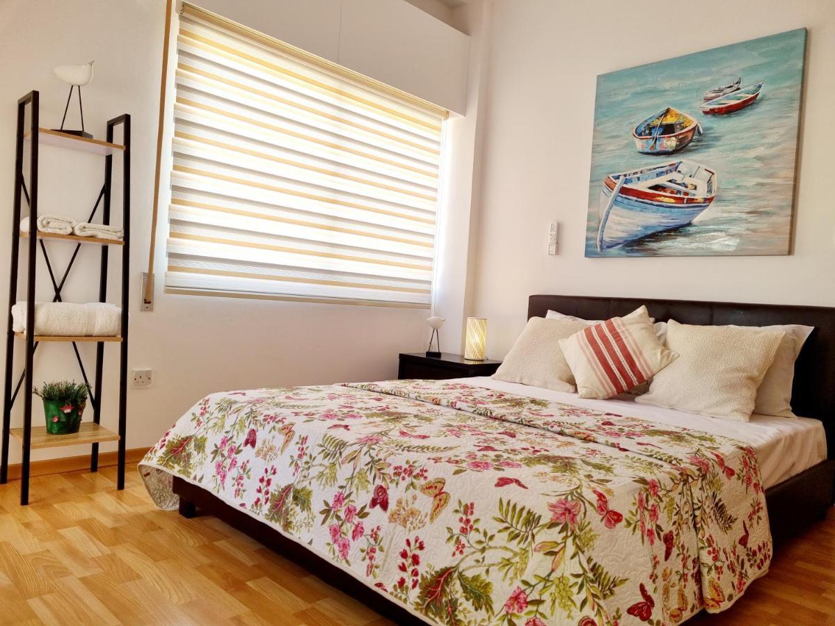 Ikaros Boutique Apartment Limassol Luaran gambar